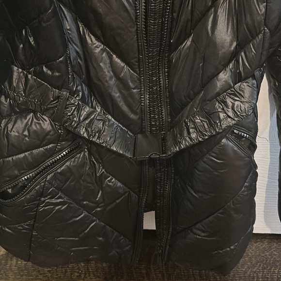 Women Puffer Jacket - Picture 3 of 3